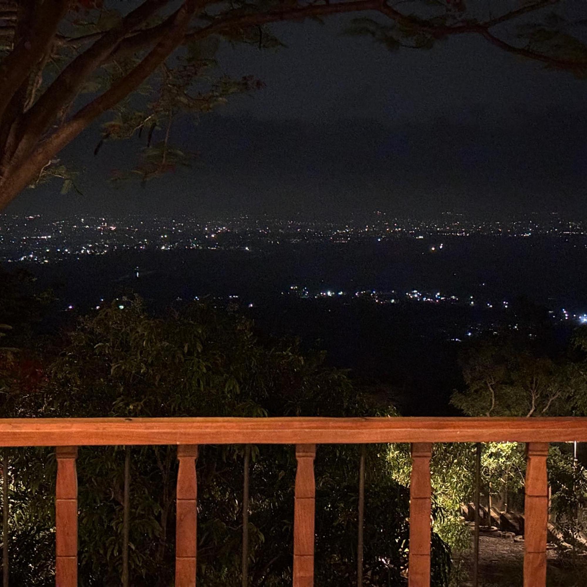 Nisarg Resort Kolhapur Ngoại thất bức ảnh