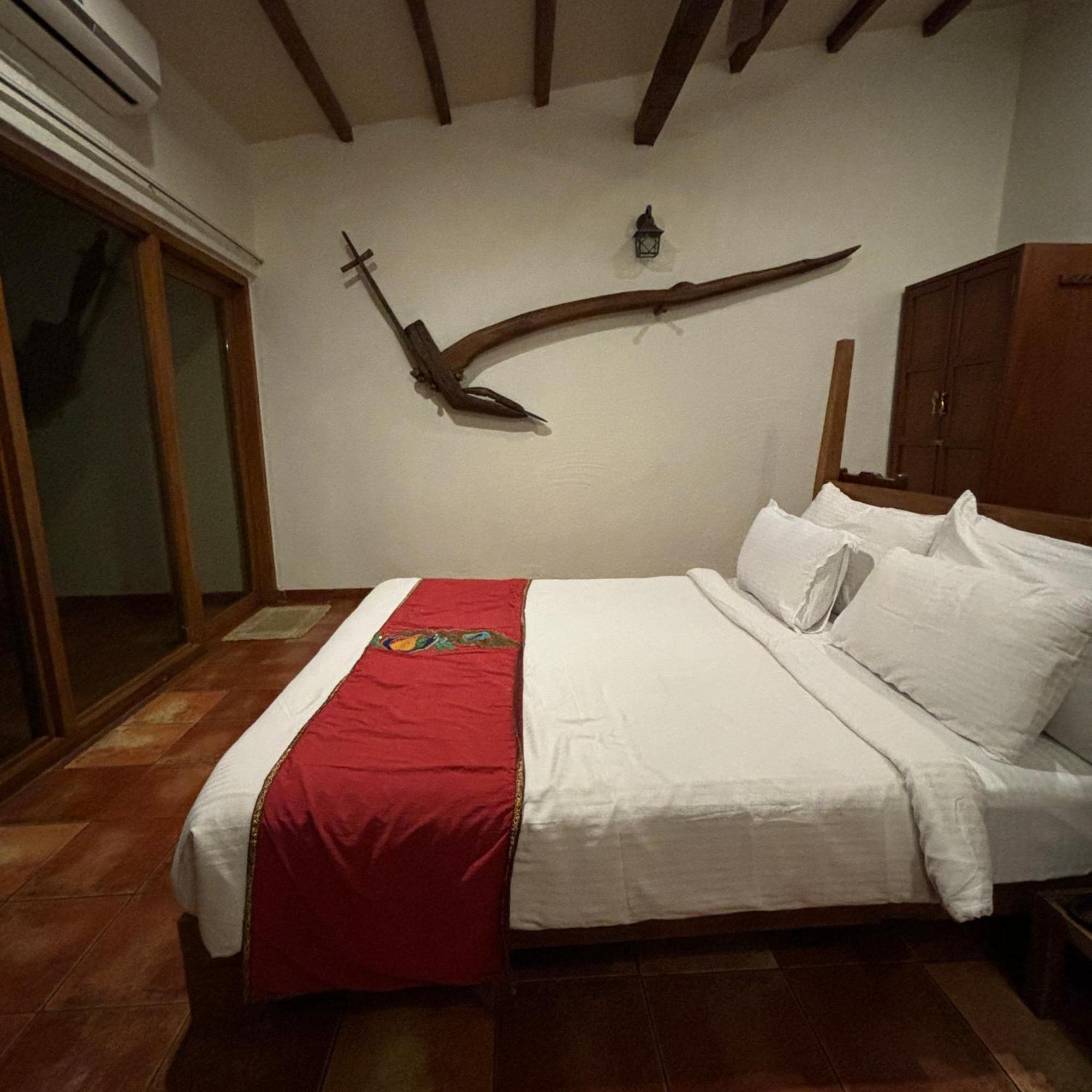 Nisarg Resort Kolhapur Ngoại thất bức ảnh