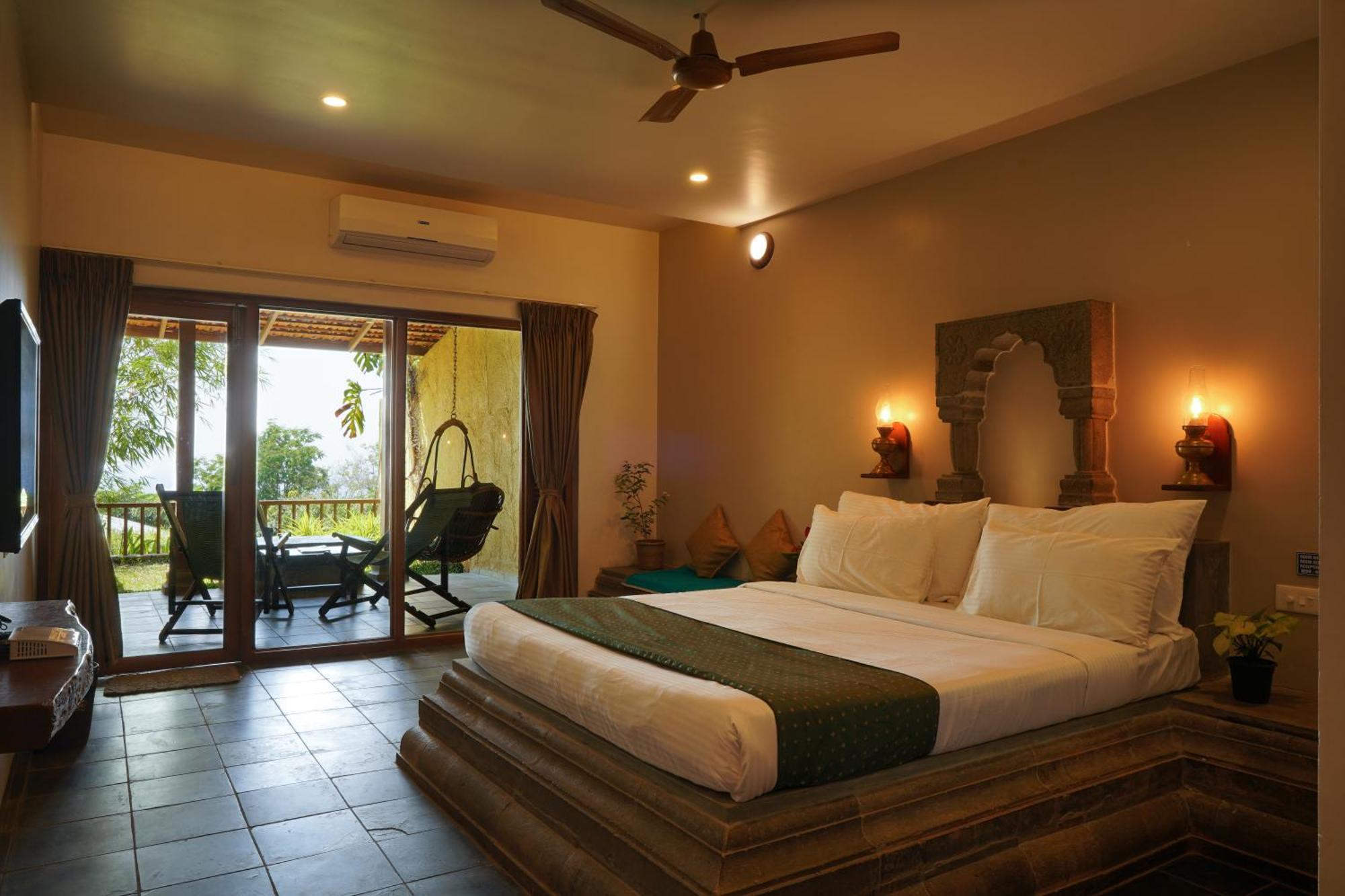 Nisarg Resort Kolhapur Ngoại thất bức ảnh